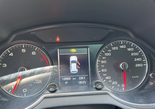 Audi Q5 cena 82500 przebieg: 128000, rok produkcji 2017 z Opole małe 211